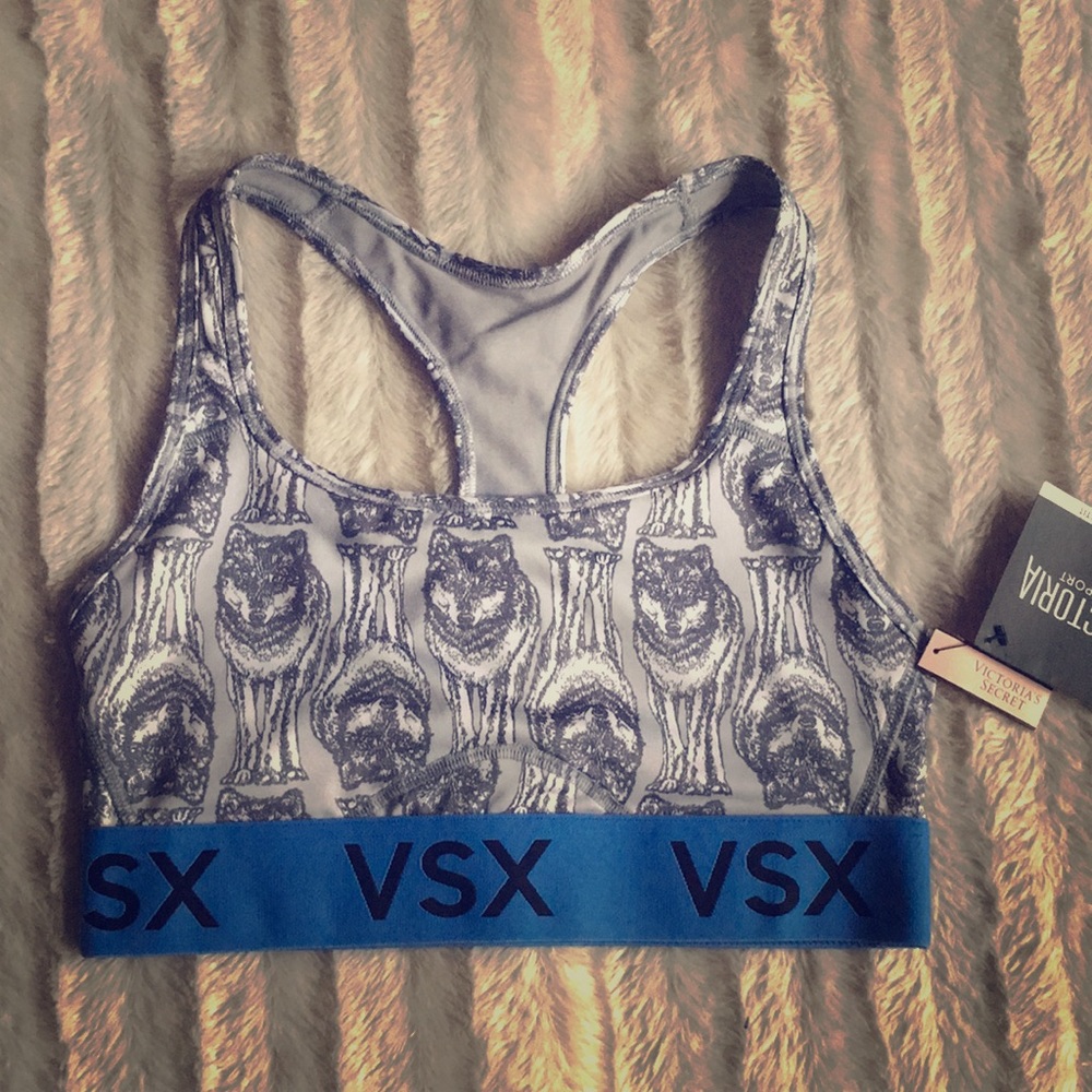 NEW Victoria’s Secret sports bra wolf active wear